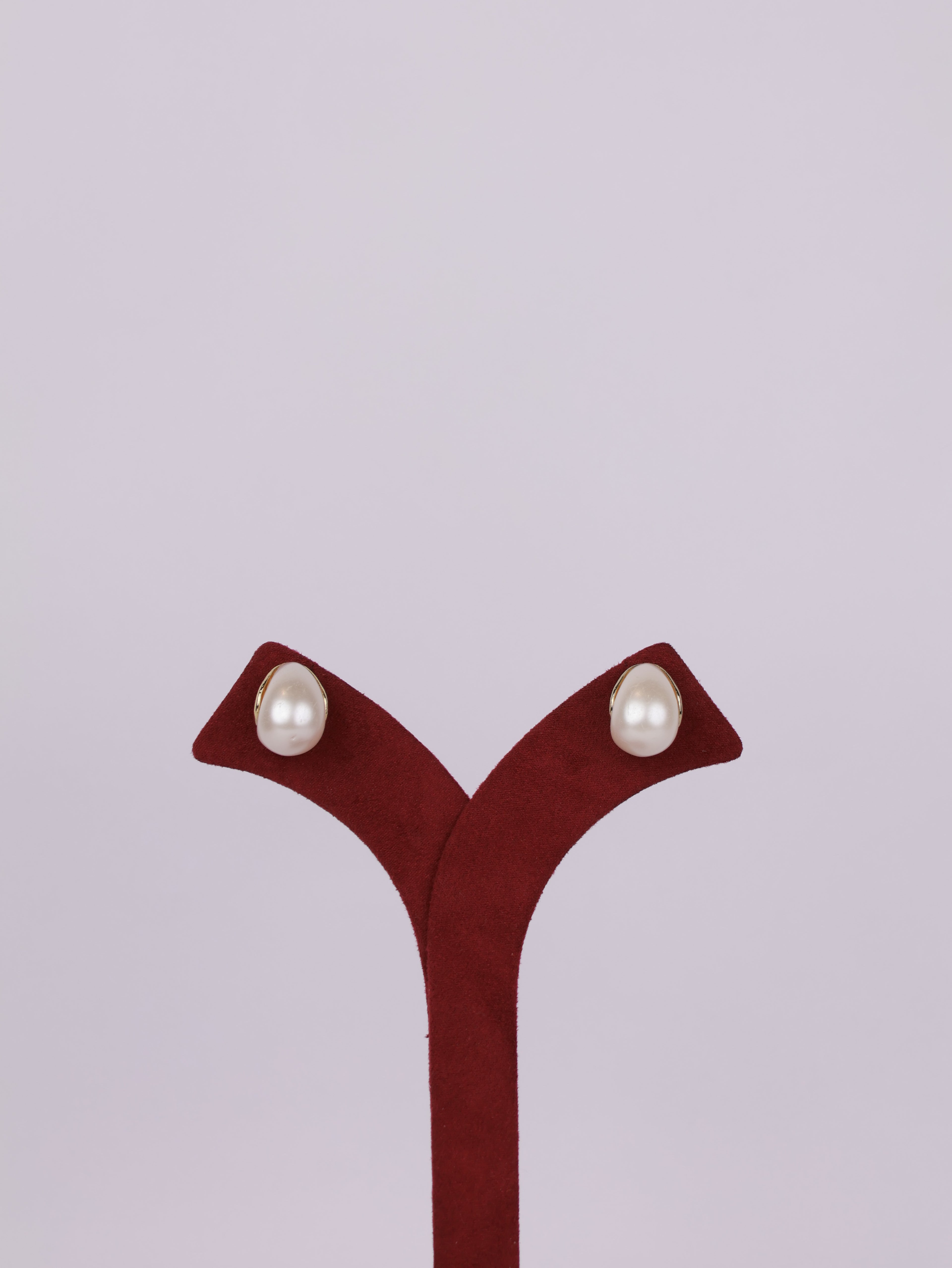 Ivory Pearl Teardrop Earrings